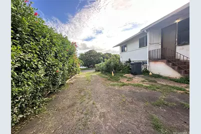 1660 Makuakane Place, Honolulu, HI 96817 - Photo 1
