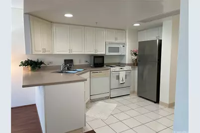 1314 Kalakaua Avenue #706, Honolulu, HI 96826 - Photo 1
