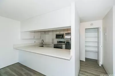 1255 Nuuanu Avenue #E801, Honolulu, HI 96817 - Photo 1