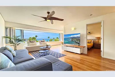 2895 Kalakaua Avenue #605, Honolulu, HI 96815 - Photo 1