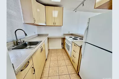 2121 Ala Wai Boulevard #2205, Honolulu, HI 96815 - Photo 1