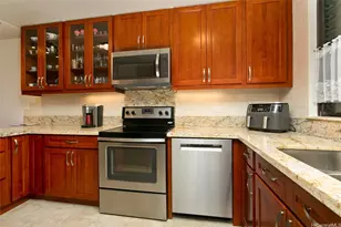 521 Hahaione St, Honolulu, HI 96825 - Photo 1