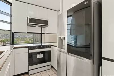 1212 Nuuanu Avenue #1106, Honolulu, HI 96817 - Photo 1