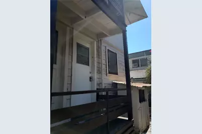 1703 S Beretania Street #E, Honolulu, HI 96817 - Photo 1