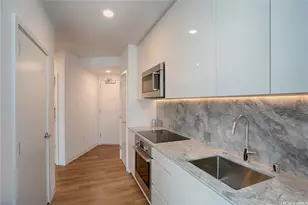 987 Queen St, Honolulu, HI 96814 - Photo 1