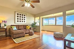98-1451 Kaahumanu St, Aiea, HI 96701 - Photo 1
