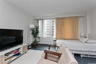 747 Amana St, Honolulu, HI 96814 - Photo 1