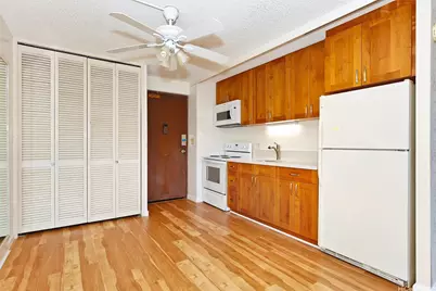 1655 Makaloa Street #1306, Honolulu, HI 96814 - Photo 1