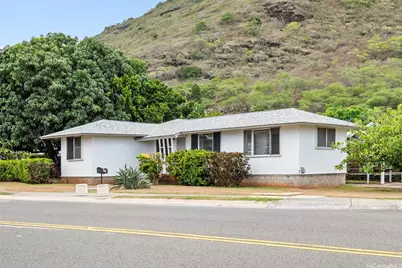 393 E Hind Drive, Honolulu, HI 96821 - Photo 1