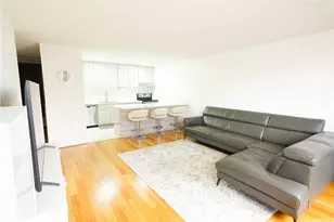 827 Kinau St, Honolulu, HI 96813 - Photo 1