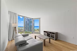 1001 Queen St, Honolulu, HI 96814 - Photo 1