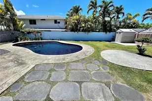 512 Kaha St, Kailua, HI 96734 - Photo 1