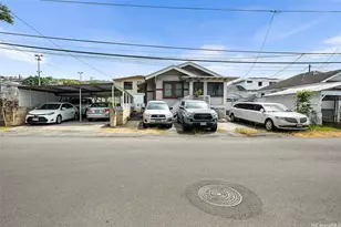 628 Kunawai Ln, Honolulu, HI 96817 - Photo 1