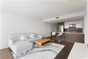 1001 Queens St, Honolulu, HI 96814 - Photo 1