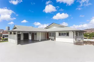 1264 Ala Puumalu St, Honolulu, HI 96818 - Photo 1