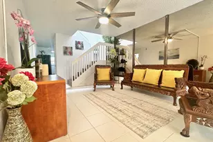 521 Pepeekeo St, Honolulu, HI 96825 - Photo 1