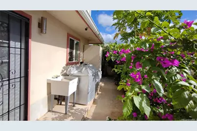 3048 Hinano Street, Honolulu, HI 96815 - Photo 1