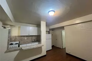 215 Paoakalani Ave, Honolulu, HI 96815 - Photo 1