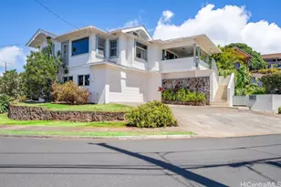 3746 Pukalani Pl, Honolulu, HI 96816 - Photo 1