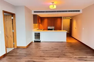 1555 Kapiolani Blvd, Honolulu, HI 96814 - Photo 1