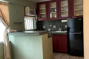 235 Liliuokalani Ave, Honolulu, HI 96815 - Photo 1