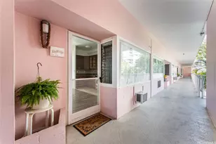 1020 Green St, Honolulu, HI 96822 - Photo 1