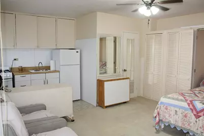 235 Liliuokalani Avenue #235, Honolulu, HI 96815 - Photo 1