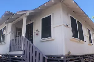 1084 Karratti Ln, Honolulu, HI 96822 - Photo 1