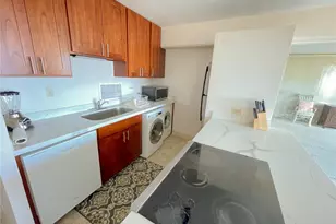 2333 Kapiolani Blvd, Honolulu, HI 96826 - Photo 1