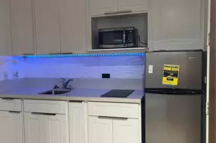 1750 Kalakaua Ave, Honolulu, HI 96826 - Photo 1