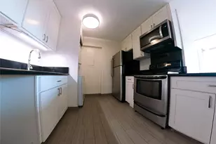 1122 Elm St, Honolulu, HI 96814 - Photo 1