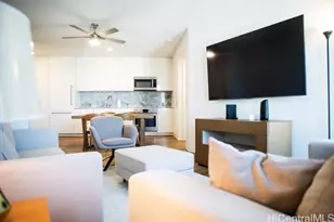 987 Queen St, Honolulu, HI 96814 - Photo 1