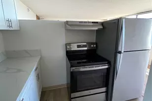 1060 Kamehameha Hwy, Pearl City, HI 96782 - Photo 1