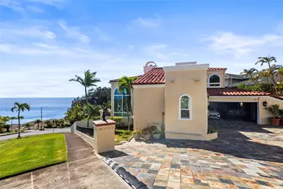 96 Moaniala Place, Honolulu, HI 96821 - Photo 1