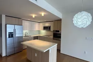 888 Kapiolani Blvd, Honolulu, HI 96813 - Photo 1