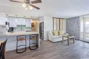 225 Kaiulani Ave, Honolulu, HI 96815 - Photo 1