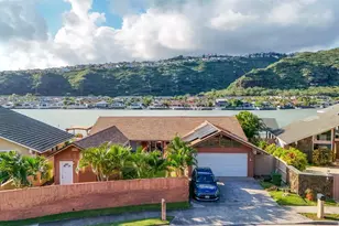 662 Kalanipuu St, Honolulu, HI 96825 - Photo 1