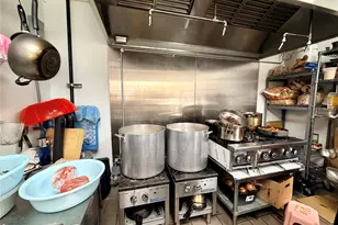 1232 Waimanu St, Honolulu, HI 96814 - Photo 1