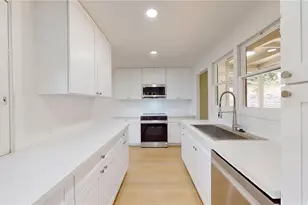 3271 Paty Dr, Honolulu, HI 96822 - Photo 1