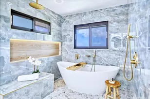 5333 Puahia Pl, Honolulu, HI 96821 - Photo 1