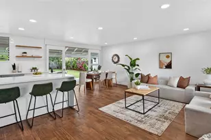220 Kaha St, Kailua, HI 96734 - Photo 1