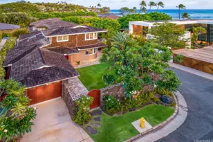 223 Kaalawai Pl, Honolulu, HI 96816 - Photo 1