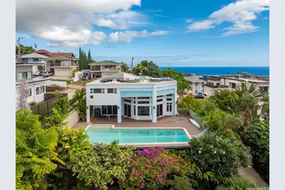 1740 Mikahala Way, Honolulu, HI 96816 - Photo 1