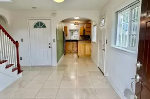 2705 Kaaha St, Honolulu, HI 96826 - Photo 1