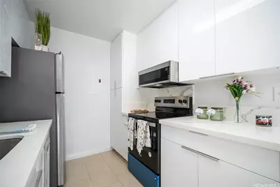 625 Mananai Place #24A, Honolulu, HI 96818 - Photo 1