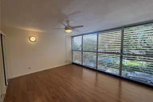 952 Ahana St, Honolulu, HI 96814 - Photo 1