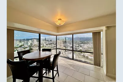 1750 Kalakaua Avenue #2704, Honolulu, HI 96826 - Photo 1