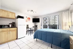 2463 Kuhio Ave, Honolulu, HI 96815 - Photo 1