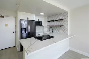 876 Curtis St, Honolulu, HI 96813 - Photo 1