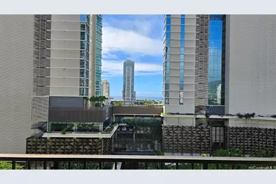 2140 Kuhio Avenue #1006, Honolulu, HI 96815 - Photo 1
